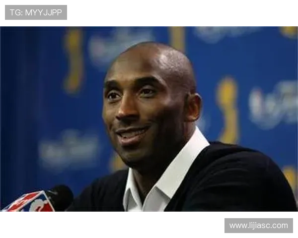 足球明星引领潮流风尚,成为当今娱乐圈最耀眼的顶流代表